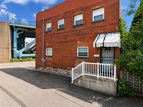 427 Oak Aly, McKees Rocks, PA, 15136 | Card Image