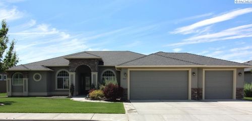 3047 Bluffs Dr, Richland, WA, 99354-2299 | Card Image