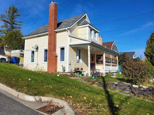 636 Brewster St, Haileybury, ON, P0J1K0 | Card Image