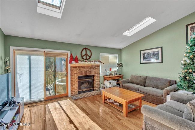 4-3 - 43 Chestnut Way, Condo with 2 bedrooms, 3 bathrooms and 1 parking in Manalapan NJ | Image 5