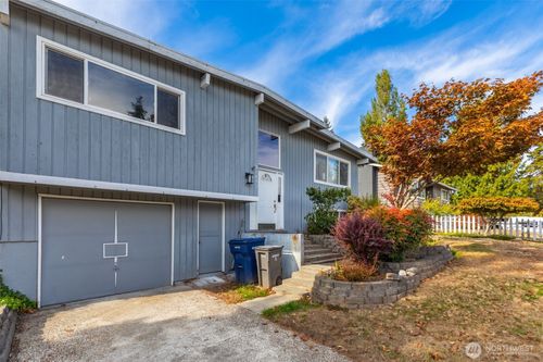 31451 12th Avenue Sw, Federal Way, WA, 98023 | Card Image