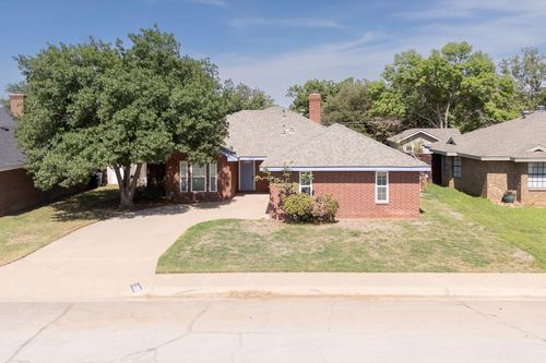 2304 Lindora Way, Midland, TX, 79707-6215 | Card Image