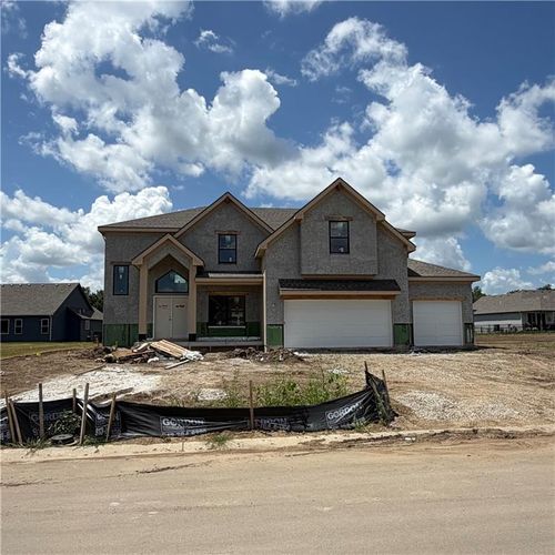 2334 Foxtail Dr, Kearney, MO, 64060-8396 | Card Image