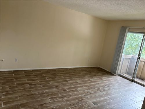 2086-5921 Harvest Hill Rd, Dallas, TX, 75230-1220 | Card Image