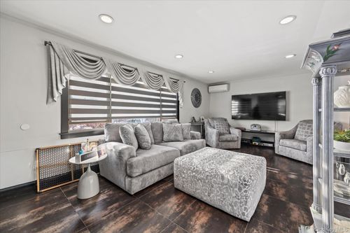 157-33 98th St, Howard Beach, NY, 11414-3230 | Card Image