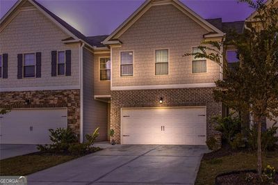 3748 Prospect Point Drive, Townhouse with 4 bedrooms, 2 bathrooms and null parking in Oakwood GA | Image 3