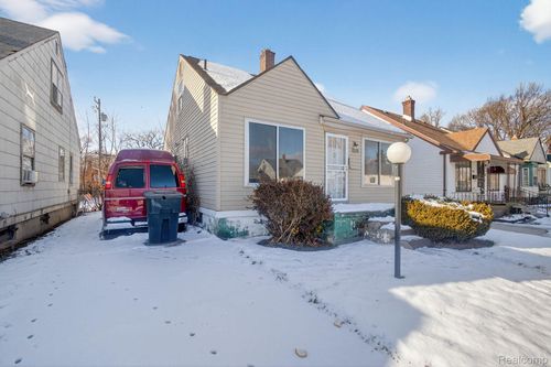 18821 Caldwell St, Detroit, MI, 48234-2452 | Card Image
