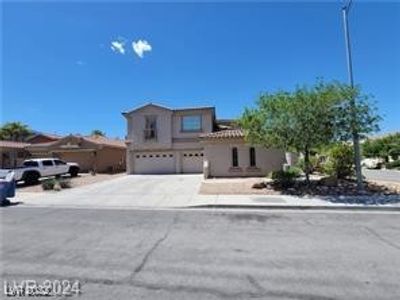 206 Valerian Street, House other with 5 bedrooms, 4 bathrooms and null parking in Henderson NV | Image 2