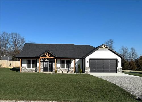 327 Ne 51st Rd, Warrensburg, MO, 64093-7490 | Card Image