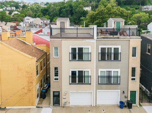1038 Bradish St, Pittsburgh, PA, 15203-1202 | Card Image