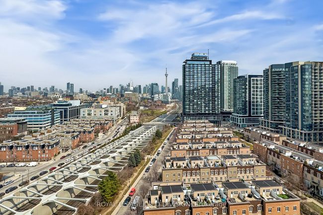1707 - 80 Western Battery Rd, Condo with 2 bedrooms, 2 bathrooms and null parking in Toronto ON | Image 26