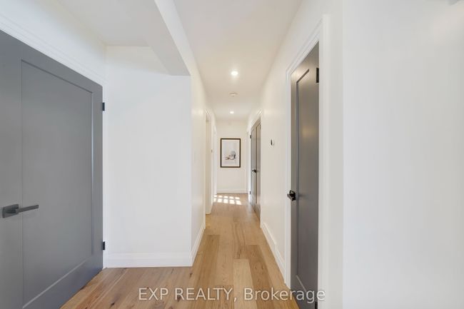 4652 Queensway Gdns, House other with 3 bedrooms, 2 bathrooms and 2 parking in Niagara Falls ON | Image 15