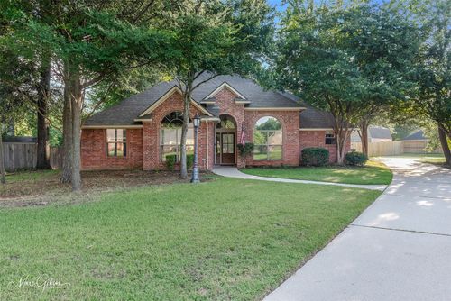 322 Blue Fox Cir, Haughton, LA, 71037-7707 | Card Image