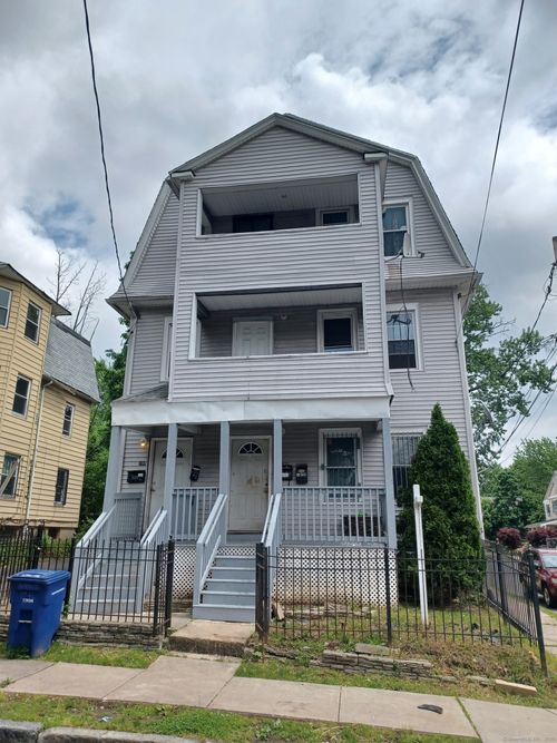 186 Brook St, Hartford, CT, 06120-2308 | Card Image