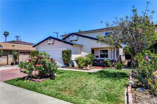 752 Agajanian Way, Montebello, CA, 90640-3702 | Card Image