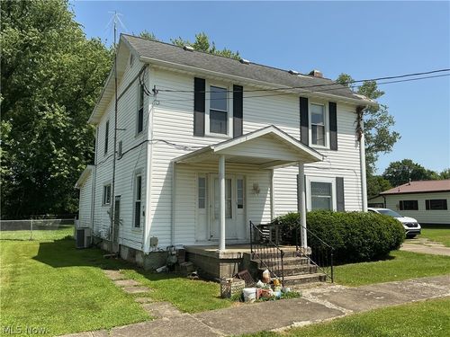 122 Clay St, Frazeysburg, OH, 43822-9778 | Card Image