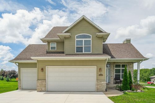 5508 Summerland Dr, Waterloo, IA, 50701-9598 | Card Image