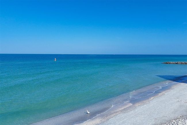 201 - 2100 Benjamin Franklin Dr, Condo with 2 bedrooms, 2 bathrooms and null parking in SARASOTA FL | Image 35