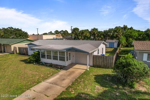 219 Narvaez Dr, Titusville, FL, 32780-5627 | Card Image