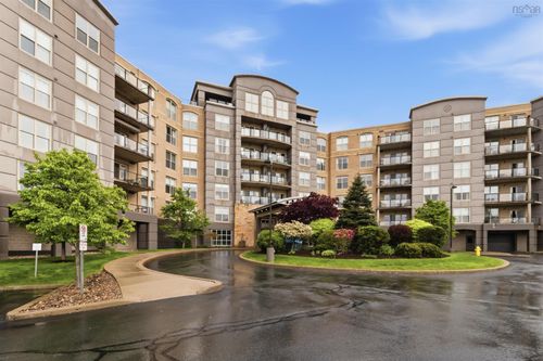 305-36 Southgate Dr, Bedford, NS, B4A4M4 | Card Image