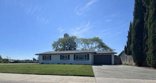 2716 Peach St, Live Oak, CA, 95953-2273 | Card Image