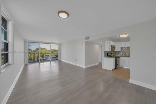 apt-401-13120 Sw 92nd Ave, Miami, FL, 33176-5785 | Card Image