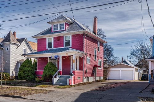 425 Wheatfield St, North Tonawanda, NY, 14120-7016 | Card Image
