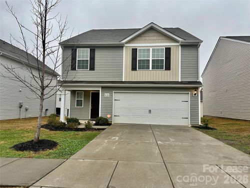 8128 Derby Woods Ln, Charlotte, NC, 28201 | Card Image