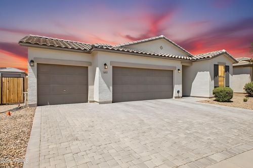 802 W Judi Dr, Casa Grande, AZ, 85122-6177 | Card Image