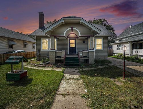 3271 Randolph St, Lincoln, NE, 68510-3351 | Card Image