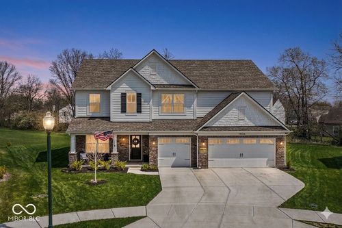 19508 Honeylocust Gln, Noblesville, IN, 46062-7509 | Card Image