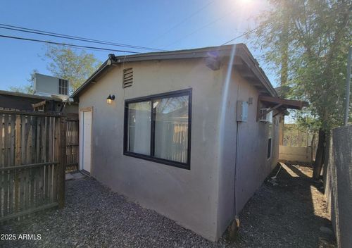 3-2135 W Hadley St, Phoenix, AZ, 85009-5903 | Card Image