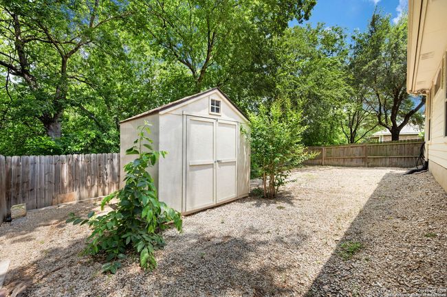 1905 Walter Raleigh, House other with 4 bedrooms, 2 bathrooms and null parking in Windcrest TX | Image 24