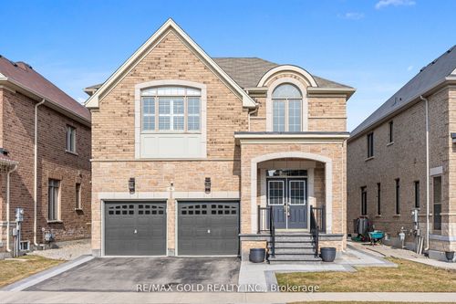 9 Fringetree Rd, Brampton, ON, L6R3V8 | Card Image