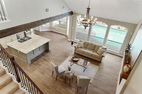 87 N Concord Valley Cir, The Woodlands, TX, 77382-1385 | Card Image