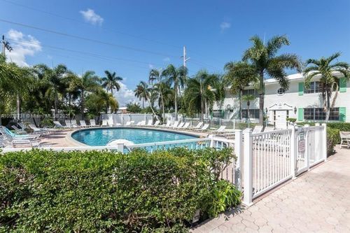 327-1821 Ne 62nd St, Fort Lauderdale, FL, 33308 | Card Image