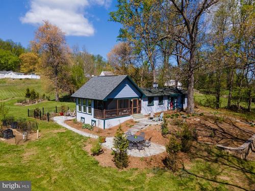 2675 Halfway Rd, THE PLAINS, VA, 20198-2025 | Card Image