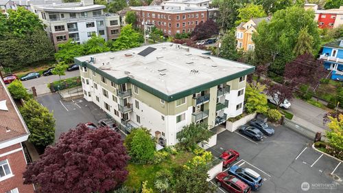 204-1818 18th Ave, Seattle, WA, 98122-2796 | Card Image
