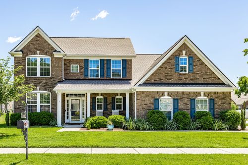 810 Walpole Dr, Gallatin, TN, 37066-6753 | Card Image