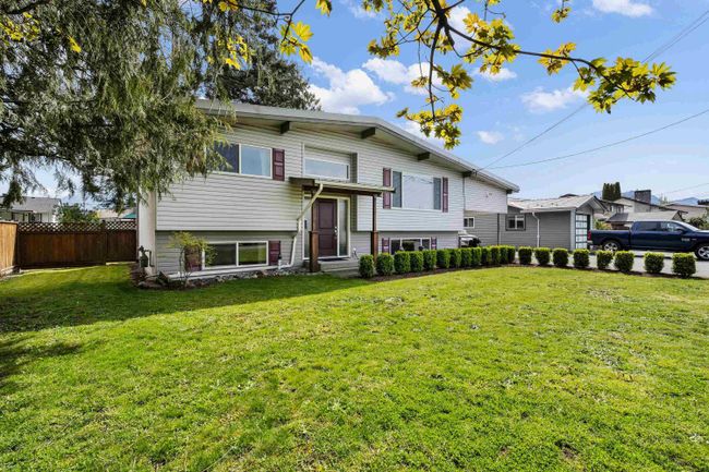 9604 Johnson Street, House other with 4 bedrooms, 2 bathrooms and null parking in Chilliwack BC | Image 4
