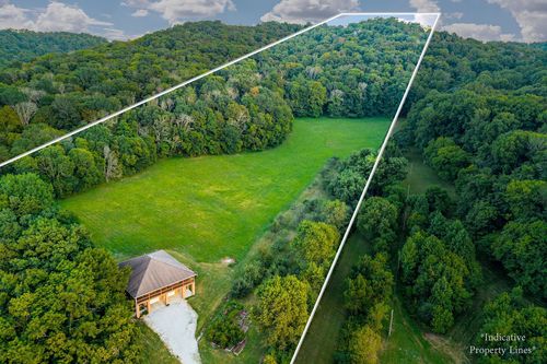 574 Hayes Ridge Rd, Lancaster, TN, 38569-5219 | Card Image