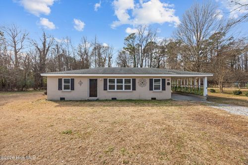 305 Washington Post Rd, New Bern, NC, 28562-9243 | Card Image