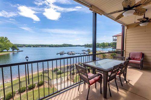224-111 Lee St, Valley, AL, 36854 | Card Image
