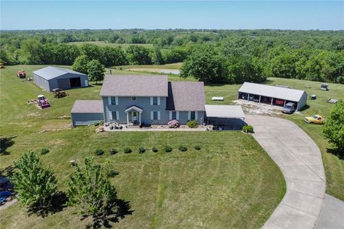 19412 Shanks Rd, Holt, MO, 64048-8703 | Card Image