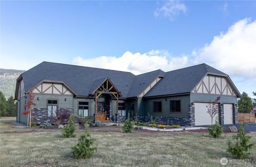 1550 Old Cedars Rd, Cle Elum, WA, 98922-8870 | Card Image