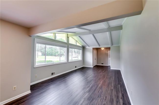 4342 Riverwood Cir, House other with 3 bedrooms, 3 bathrooms and 4 parking in Decatur GA | Image 4