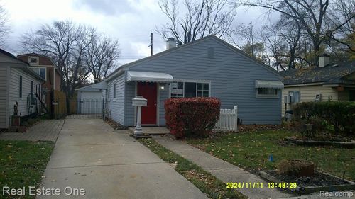 34815 Phyllis Street, Wayne, MI, 48184 | Card Image