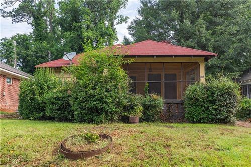 969 Byron Dr Sw, Atlanta, GA, 30310-4635 | Card Image