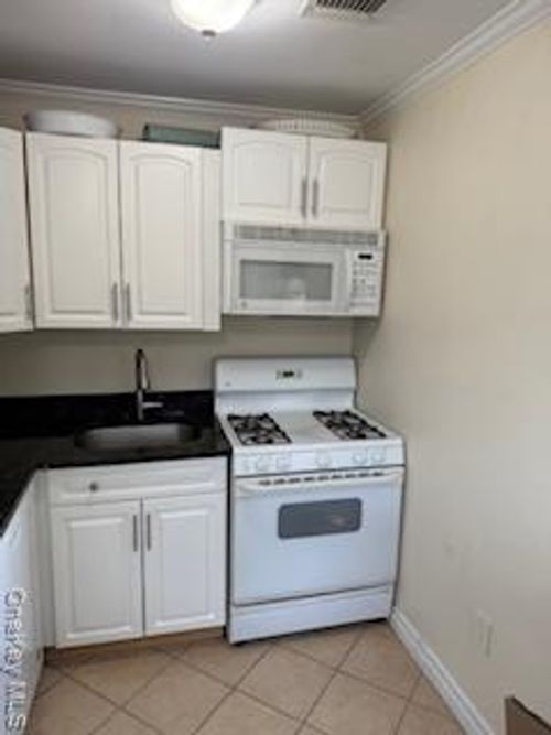 152 Harrison Ave, Bethpage, NY, 11714-3510 | Card Image