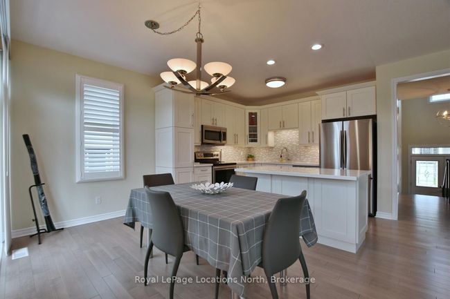 16 Starboard Cir, House other with 3 bedrooms, 3 bathrooms and 2 parking in Wasaga Beach ON | Image 20